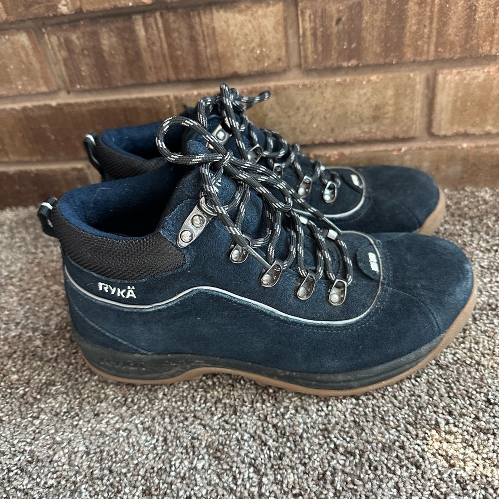 Ryka Women's Navy Lace Up Suede Hiking Boots 8.5